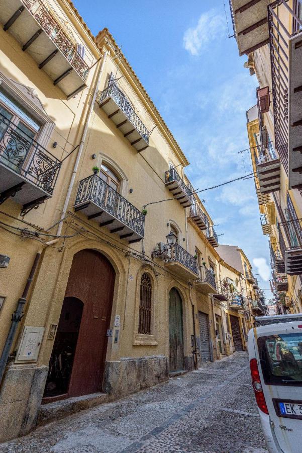 Incao Holiday Il Moro House 切法卢 外观 照片